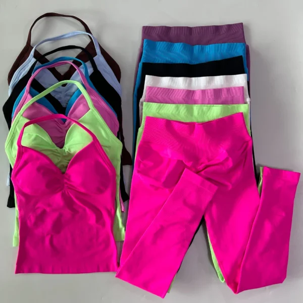 Seamless Women’s Gym Set